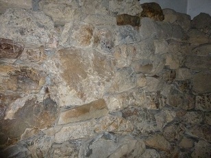 犬山城壁石